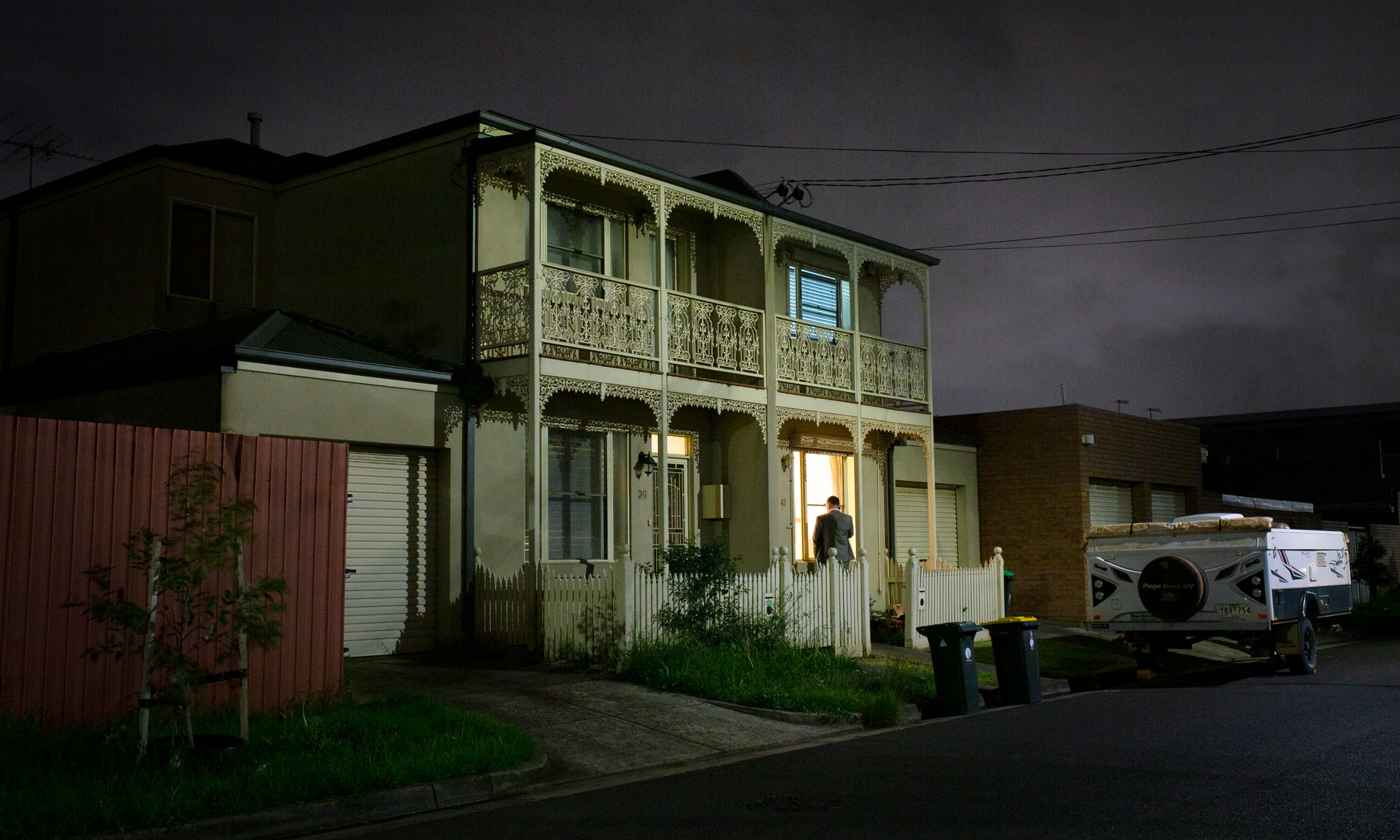 Knibbs-Suburban-Haunts-IV-crop